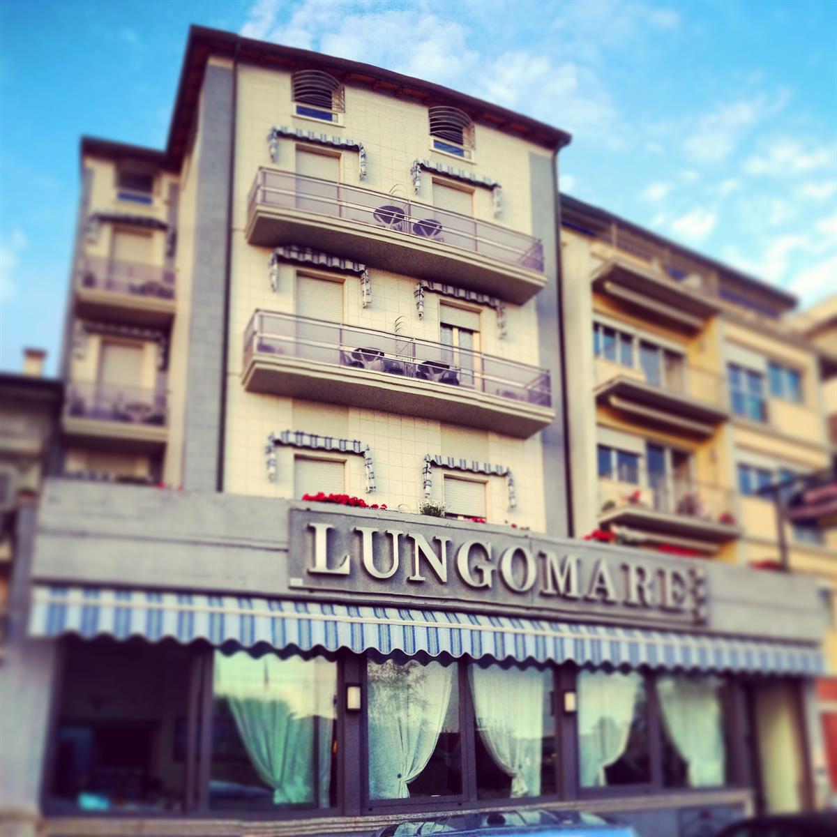 LungoMare Hotel