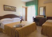 Hotel Maria - Pineto