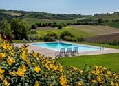 SPINEROLA Hotel in Cascina & Restaurant UvaSpina - Moncalvo