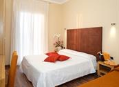 Hotel Villa Nettuno - San Menaio