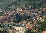 Pigna, borgo