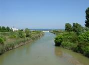 La foce del Fiume Conca nell'Adriatico
