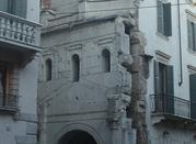 Porta Leona