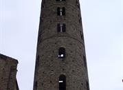 Apollinare nuovo visto dal basso