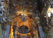 Altare nella Basilica della Assunta