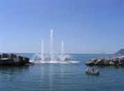 Fontana nel mare