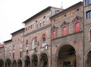 Facciata di alcuni Palazzi medioevali nel centro storico