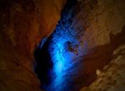 Il pozzo nelle grotte di frasassi