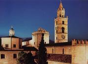 Night view of the Duomo di Teramo