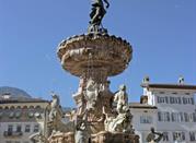 Fontana nella Piazza Centrale