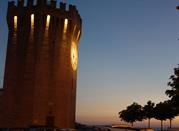 Alba sotto il torrione