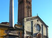 La facciata romanica del Duomo di Piacenza