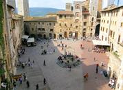 Piazza della Cisterna
