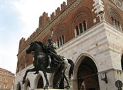 Piazza dei Cavalli