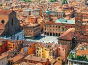 Bologna von der Drohne aus gesehen