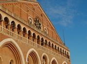Facciata. Basilica di Sant'Antonio