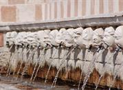 Fontana delle 99 cannelle