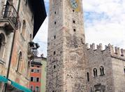 Torre Civica in Piazza Duomo