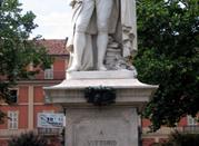 Il monumento a Vittorio Alfieri