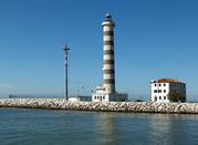 Faro sulla spiaggia