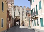 Una delle porte d'ingresso