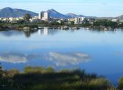 Sulla riva, vista della città