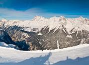 Vista panoramica da Sella Nevea e il Montasio