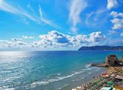 Liguria, spiaggia di Alassio, sullo sfondo la torre saracena