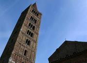 Il Campanile visto dal basso