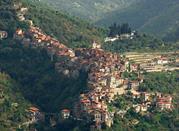 Apricale, vallata