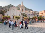 Chiesa di San Giuseppe nella piazza di Taormina