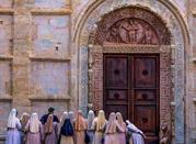 Gruppo di suore in visita ad Assisi