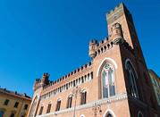 Asti, Torre Comentina