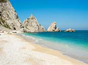 Baia di Portonovo, Riviera del Conero nelle Marche