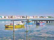 Caorle, barche di pescatori attraccate al piccolo molo
