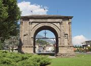 Augustus Arch, das Wahrzeichen der Stadt