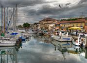 Il porto visto dal mare