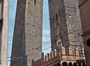 Le due torri inclinate