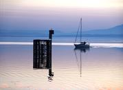 Barca a vela sulle acque del Trasimeno