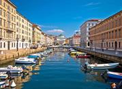Trieste, canale Piazza Ponte Rosso