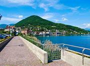 Lavena Ponte Tresa, passeggiata sul lago