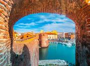 Livorno, scorcio del porto dalla fortezza medicea