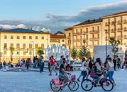 Avellino, piazza della Libertà, principale ritrovo della città