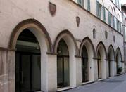 Palazzo Cresci Antiqui