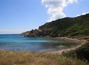 La spiaggia Cala Sambuco
