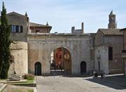 Arco di Augusto