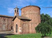Pieve e Battistero di Velezzo XI sec.