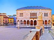Piazza Libertà