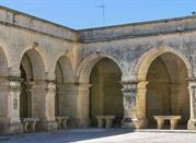 Melpignano, Salerno, arcate di San Giorgio