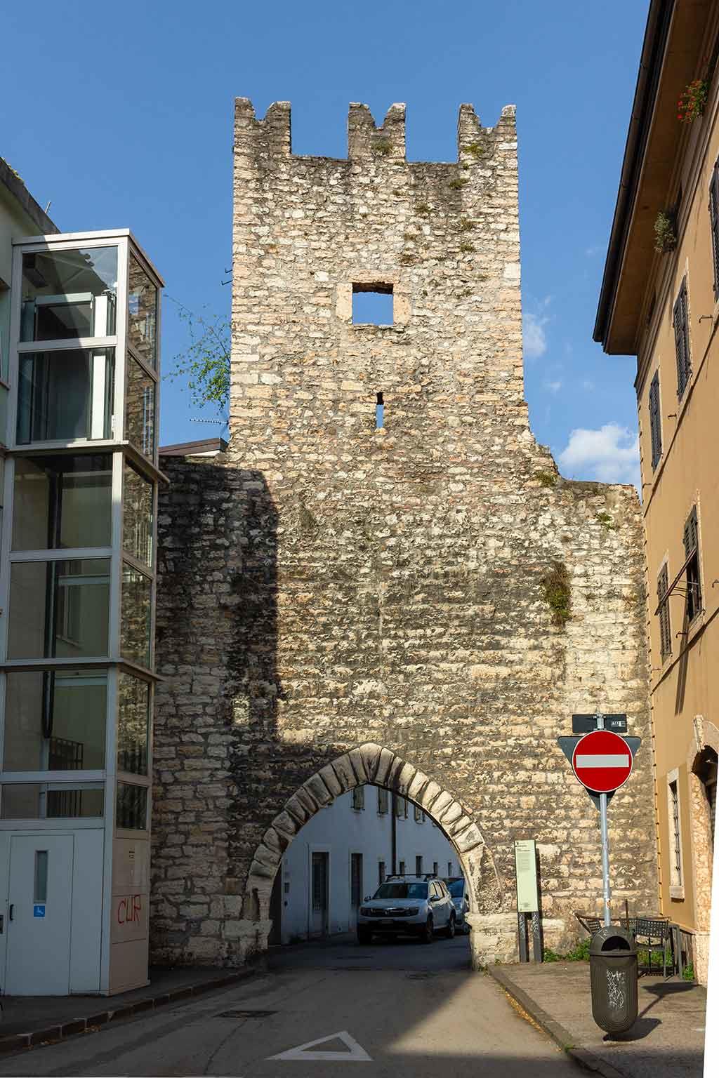 Porta Santa Margherita